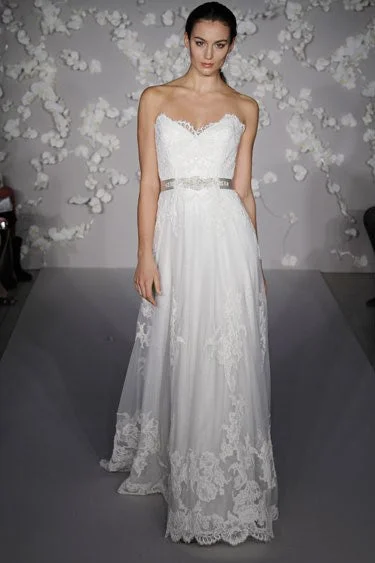 Lazaro Lazaro Strapless Sheath Gown in Alencon Lace / 327 Tiered Lace Dress